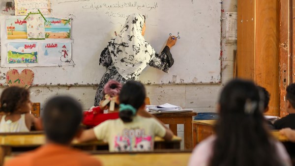 تعرف على 8 جوانب رئيسية بشأن البرنامج القومي لتطوير مهارات اللغة العربية لدى طلاب المدارس