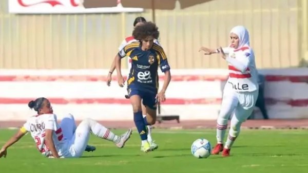 اجتمع طاقم التحكيم لقمة الأهلي والزمالك في دوري السيدات