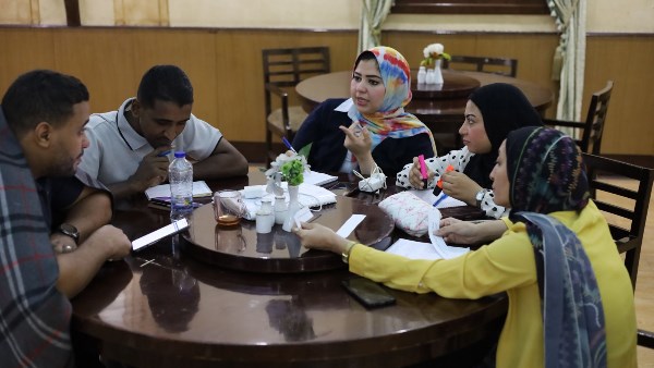 التضامن تنظم دورة تدريبية لتأهيل المخطوبين لتعزيز استقرار الأسر المصرية