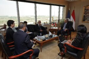وزير السياحة يعلن عن زيادة بنسبة 4% في حركة الوافدين إلى مصر منذ بداية العام وحتى سبتمبر