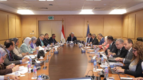 وزير السياحة والآثار يعلن عن زيادة بنسبة 9% في حركة السياحة خلال شهر سبتمبر الحالي