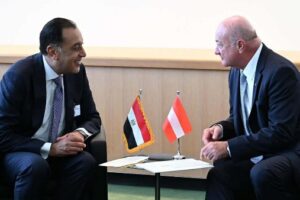 رئيس الوزراء يناقش زيادة الاستثمارات النمساوية وإقامة منطقة لوجستية في محور قناة السويس
