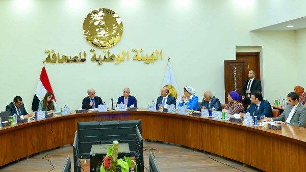 الحكومة تستعرض استراتيجيات جديدة لإعادة هيكلة المؤسسات الصحفية القومية ودعم استدامتها المالية