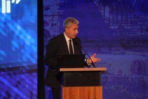 وزير السياحة يكشف عن وصول 20 مليون سائح إلى مصر في عام 2023