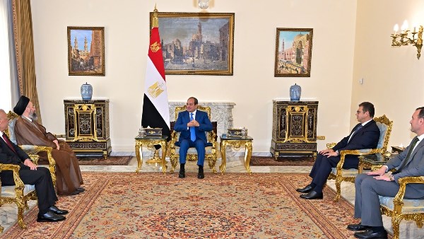 الرئيس السيسي يؤكد التزام مصر بأمن واستقرار العراق الشقيق