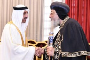 البابا تواضروس الثاني يلتقي وزير الاتصالات والمواصلات البحريني