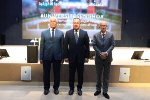 وزير التعليم العالي يقوم بزيارة تفقدية لمقر جامعة سنجور في برج العرب بالإسكندرية