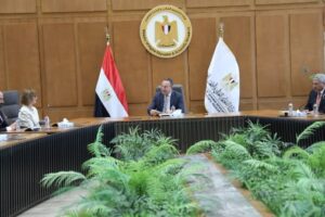 وزير التعليم العالي يؤكد استعداد الوزارة لتأهيل كوادر بشرية لمواكبة متطلبات سوق العمل