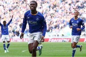 إيفرتون يعزز تألقه بفوز جديد على إيبسويتش في الدوري الإنجليزي