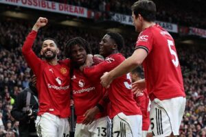 مانشستر يونايتد يكشف عن تشكيلته لمباراة برايتون في كأس كاراباو