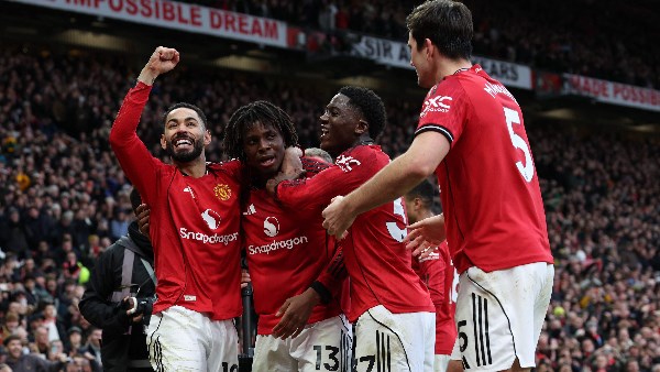 مانشستر يونايتد يكشف عن تشكيلته لمباراة برايتون في كأس كاراباو