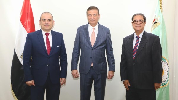 الوزير الزراعة يبحث مع «إيكاردا» سبل جديدة لمواجهة الجفاف في الحقول