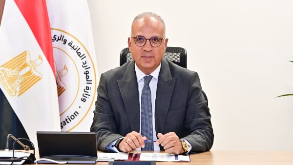 الري تضمن تنفيذ سريع لأعمال الحماية والتكريك في بحر يوسف