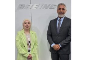 نائب رئيس بوينج يؤكد التزام الشركة بدعم خطة مصر لتحديث المطارات وزيادة الأسطول