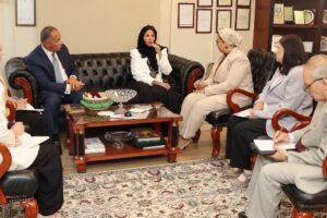 أمل عمار تؤكد أهمية التنسيق والتعاون مع منظمة تنمية المرأة
