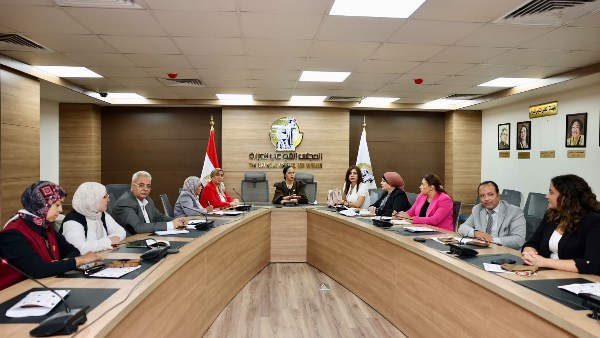 قومي المرأة يستعرض سُبل تعزيز التمكين الاقتصادي في إطار مبادرة «المصرية»