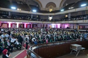 كلية دار العلوم تحتفل بتخريج دفعة 2025/2026 تكريمًا للراحل الدكتور أحمد درويش