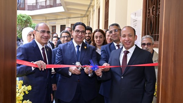 جامعة القاهرة تفتتح وحدتين جديدتين للعناية المركزة للصدر والنساء والتوليد في قصر العيني لتعزيز نظام الرعاية الحرجة