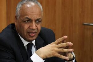 مصطفى بكري يكشف تفاصيل الجلسة الطارئة لمجلس النواب حول قانون الإجراءات الجنائية