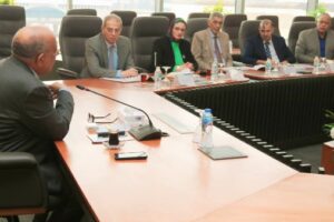 وزير الكهرباء يتفقد إجراءات تأمين الشبكة لمواجهة زيادة الأحمال واستيعاب الطاقة المتجددة