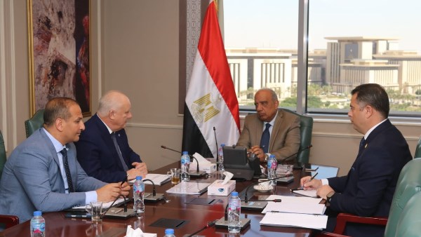 اجتماع بين وزير الكهرباء ونائب مدير عام المؤسسة الروسية لمناقشة مشروع الضبعة