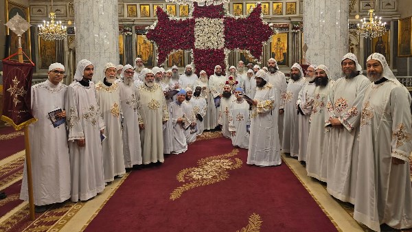 احتفالات عيد الصليب تشهد أجواء روحانية فريدة في دير المحرق بحضور الأنبا بيجول والرهبان