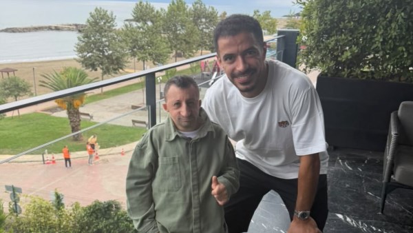 عمر جابر يظهر مع كوكسال بابا في أحدث لقطات لهما