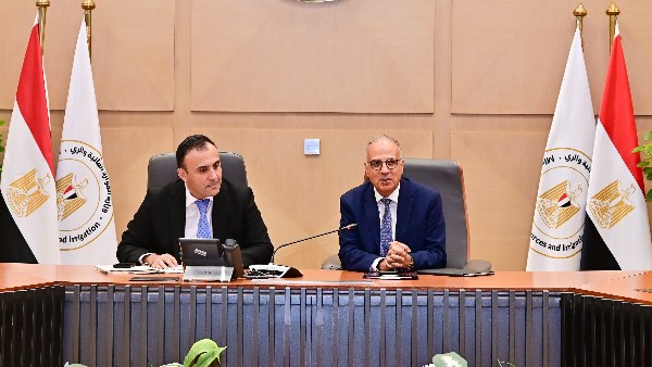 وزير الري يتناول مع نائب رئيس مجلس الوزراء الأوزبكي تعزيز المشروعات المشتركة