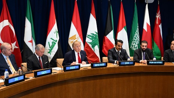 رئيس الوزراء المصري يشارك في قمة “ترامب” الإقليمية لتهدئة الأوضاع في الشرق الأوسط