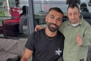 لقاء مرتقب بين كوكسال بابا ومحمد صلاح قبل مباراة قمة الدوري التركي