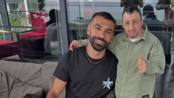 لقاء مرتقب بين كوكسال بابا ومحمد صلاح قبل مباراة قمة الدوري التركي