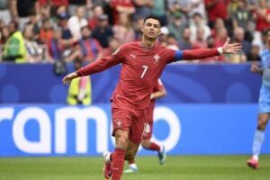 رونالدو يتصدر التشكيلة البرتغالية في ظهور جيسوس الأول كمدرب للفريق مع تفاصيل القائمة الكاملة