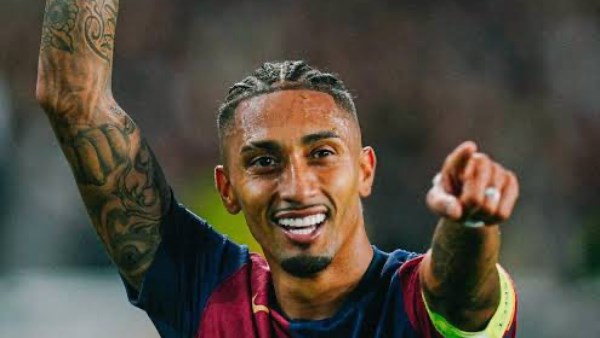 نجاح كبير لمباراة برشلونة وراسينج سانتاندير في الدوري الإسباني