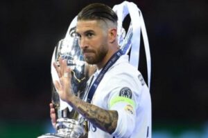 سيرجيو راموس في طريقه للانتقال إلى أستون فيلا في الدوري الإنجليزي