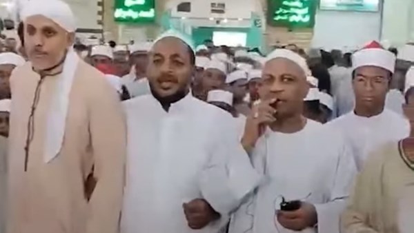 الأقصر تشهد احتفالية مهيبة لتكريم حفظة القرآن الكريم في مسيرة إيمانية