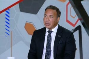 أيمن يونس يصف أرضية ملعب مباراة الزمالك وغزل المحلة بالسوء وتأثيرها على أداء اللاعبين