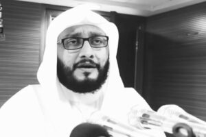 الشيخ إبراهيم مدني يترك أثره العميق في الحرم المكي قبل أيام من وفاته