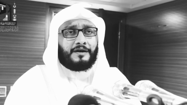 الشيخ إبراهيم مدني يترك أثره العميق في الحرم المكي قبل أيام من وفاته