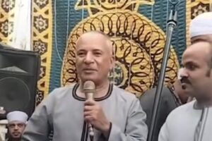 أحمد موسى يشارك أهالي قريته في احتفال بالصعيد ويعتبر الطبل البلدي جزءًا من فرحتهم