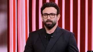 إبراهيم فايق يوضح موقفه من الانتماء ويصف نفسه بأنه خدام المشاهد